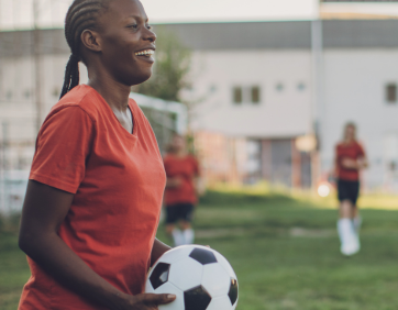 Renforcer l'autonomie des femmes et des filles dans et par le sport